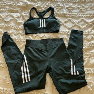 Adidas Set- leggings and sports bra